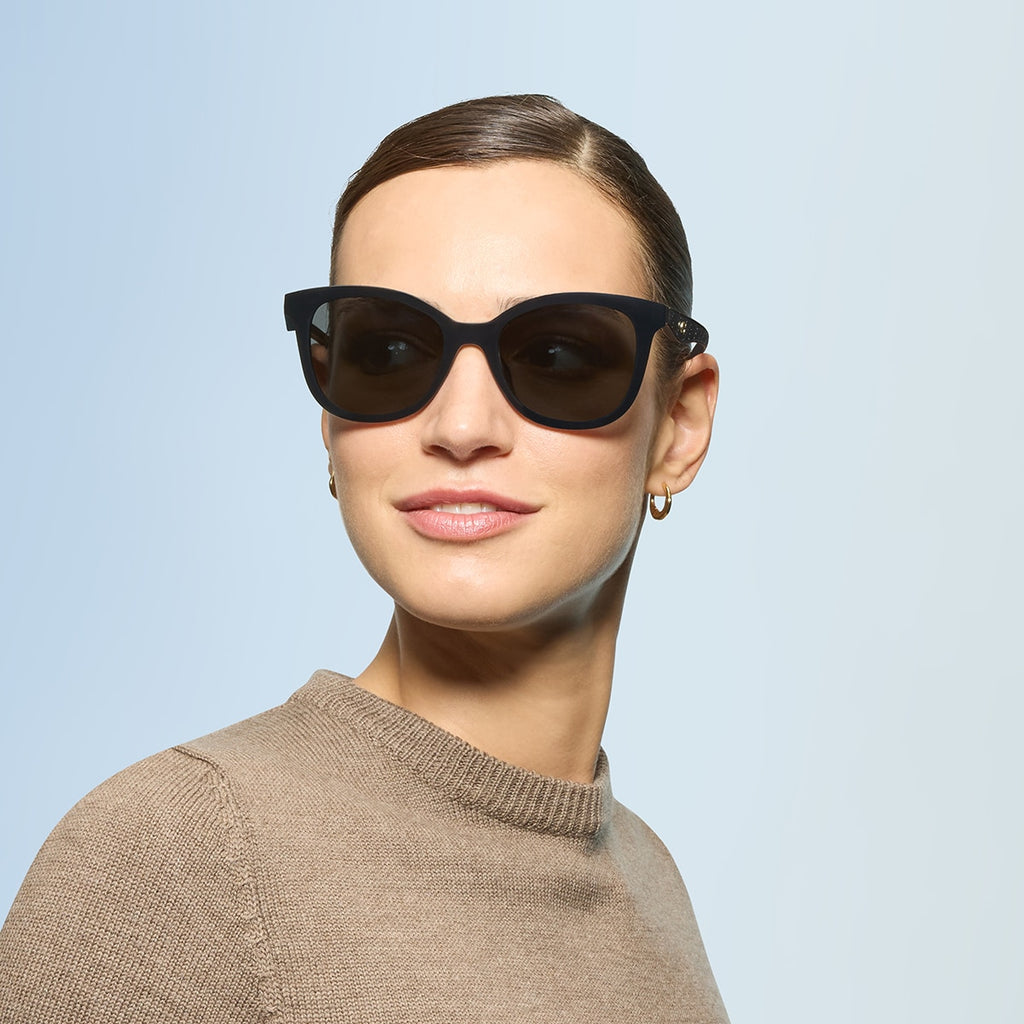 Coach HC8419U CAD25 Square Sunglasses - Black